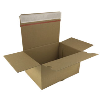 Postæske, indre dim: 165 x 135 x 75 mm, 1-lags, E-flute, 2.000 mm, FEFCO 0701, m/Automatbund, selvklæbende lukning, afrivnin, brun, bundt a 20 stk, palle 3840 stk, FSC Mix 70%