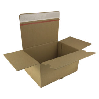 Postæske, indre dim: 200 x 200 x 100 mm, 1-lags, E-flute, 2.000 mm, FEFCO 0701, m/Automatbund, selvklæbende lukning, afrivnin, brun, bundt a 20 stk, palle a 1680 stk, FSC Mix Credit